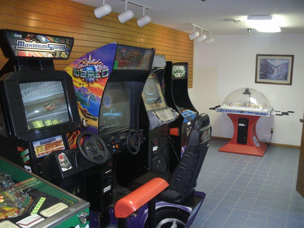Amerivu Inn Warroad Bagian luar foto